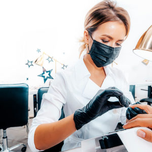 Nail Artist
